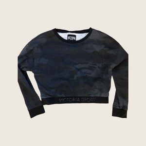Victoria  Secret Victoria Sport cropped Camo Sweatshirt